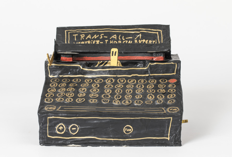 Trans-All-1 Pappmache, Farbe