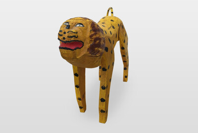 Löwe, Guatemala Holzplastik, farbig gefasst