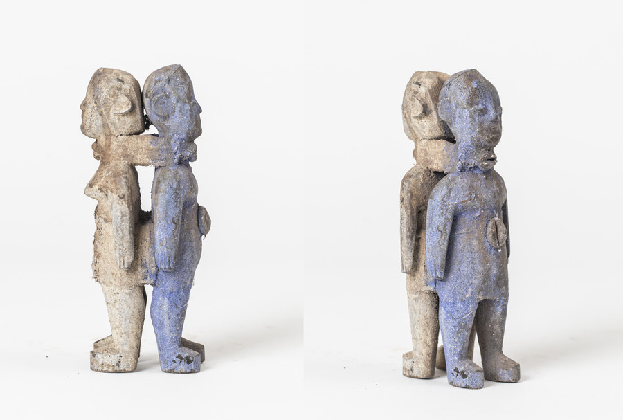 Doppelfigur, Ewe, Ghana oder Togo Holz, Farbe, Stoff, Kaurischnecken